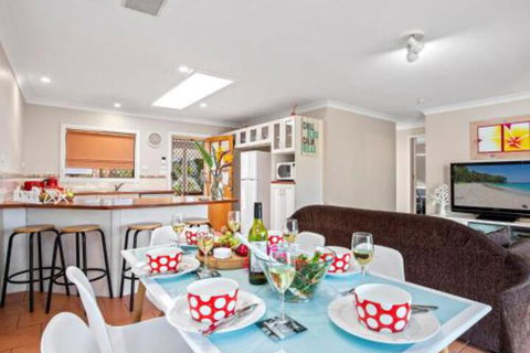 Blue Haze Air Conditioned Comfort - Kalgoorlie Accommodation 0