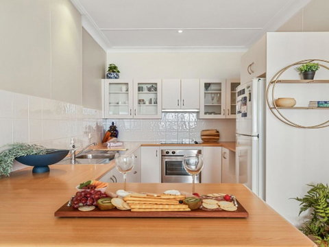 Ocean Blue Apartment Two Oceanfront Apartment - Kalgoorlie Accommodation 1