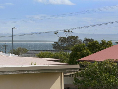 Urchins Funky Comfort & Style - Kalgoorlie Accommodation 2