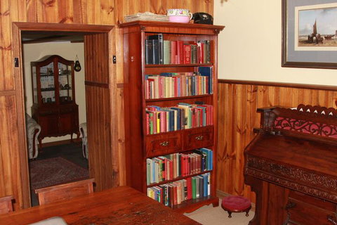 Ayers Burra - Kalgoorlie Accommodation 2
