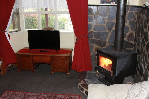 Ayers Burra - Kalgoorlie Accommodation 3
