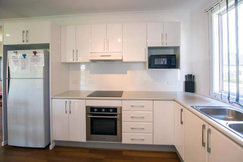 Topaz Cottage - Kalgoorlie Accommodation 1