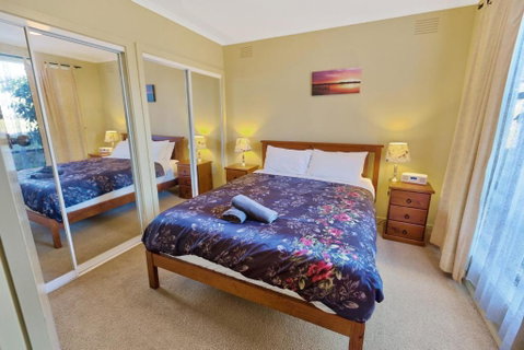 Above Sunset 100m From The Paynesville Lakes - Kalgoorlie Accommodation 1