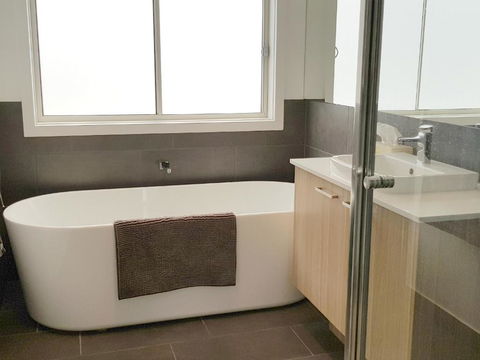 ADAGIO - Kalgoorlie Accommodation 5