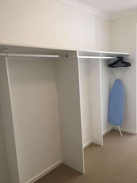 Apple House Point Cook - Kalgoorlie Accommodation 0