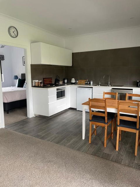 Appleyard BnB - Kalgoorlie Accommodation 3