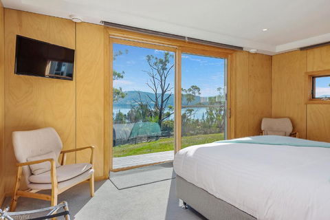 Fairwinds Tasmania - Kalgoorlie Accommodation 4