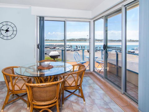Fairholme 8 Perfect Lakefront Position - Kalgoorlie Accommodation 5