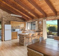 75 River Rd Tabourie Hideaway - Kalgoorlie Accommodation