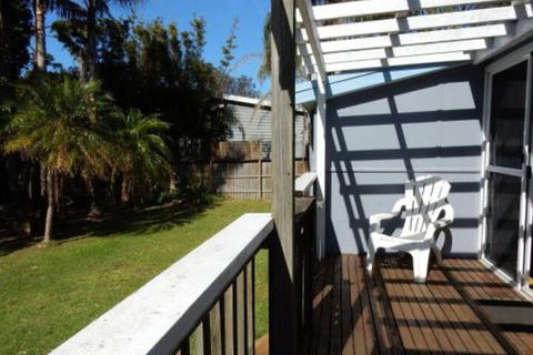 1 / 9 Donlan Rd Donlans Delight - Kalgoorlie Accommodation 2