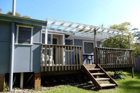 1 / 9 Donlan Rd Donlans Delight - Kalgoorlie Accommodation 0