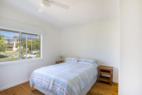11 Riley St. Stylishly Modern - Kalgoorlie Accommodation 3
