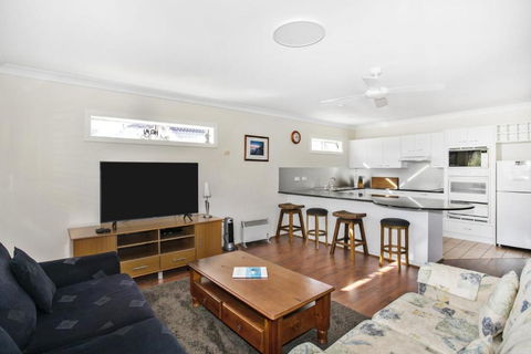 The Sands 4 / 46 Jones Avenue Mollymook - Kalgoorlie Accommodation 1