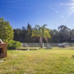 77 Lake Entrance Rd Waterfront Wonder - Kalgoorlie Accommodation 0