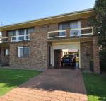 Flat 1 / 15 Dalmeny Drive - Kalgoorlie Accommodation
