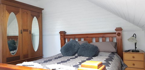 Barrington Church B & B - Kalgoorlie Accommodation 6