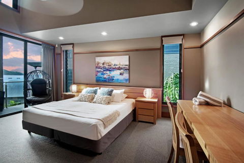 Yacht Club Villa 33 Serenity 4 Bedroom 4 Bathroom House Ocean Views 2 Buggies - Kalgoorlie Accommodation 1