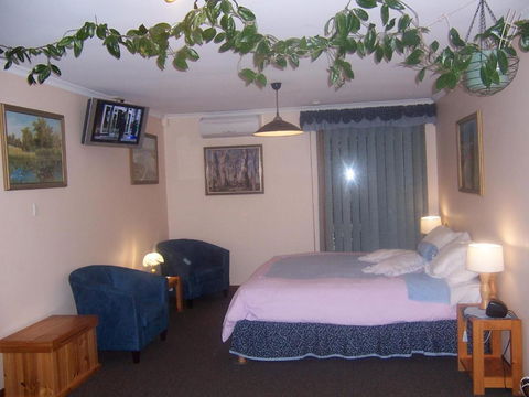 Adelaide Hills B & B Accommodation - Kalgoorlie Accommodation 5