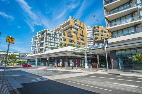 Wentworth Point Brand New - Kalgoorlie Accommodation 1