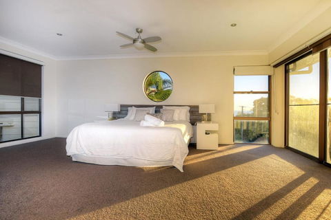 BEACHSIDE MANOR Walk To The Beach - Kalgoorlie Accommodation 6