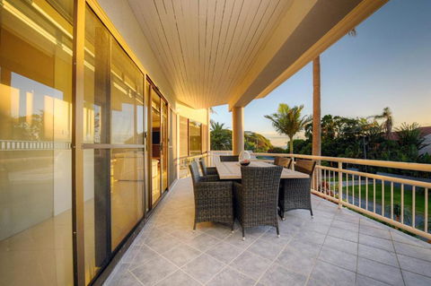 BEACHSIDE MANOR Walk To The Beach - Kalgoorlie Accommodation 2