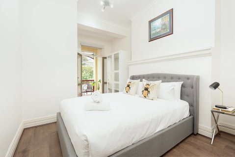 Stunning Sydney Home 11 - Kalgoorlie Accommodation 1