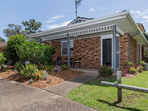 Lovely Modern Villa Amidst Peaceful Surroundings - Kalgoorlie Accommodation 4