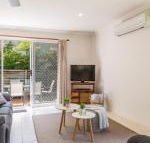 Lovely Modern Villa Amidst Peaceful Surroundings - Kalgoorlie Accommodation