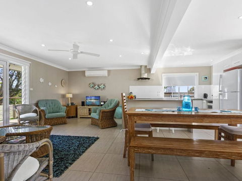 HILLTOP HAVEN In MOLLYMOOK - Kalgoorlie Accommodation 4