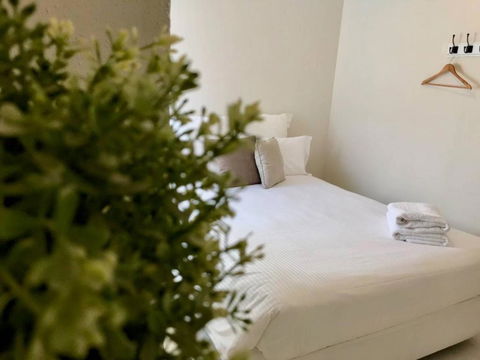 YSG The Edward Townhouse 153 Walk To Town - Kalgoorlie Accommodation 6
