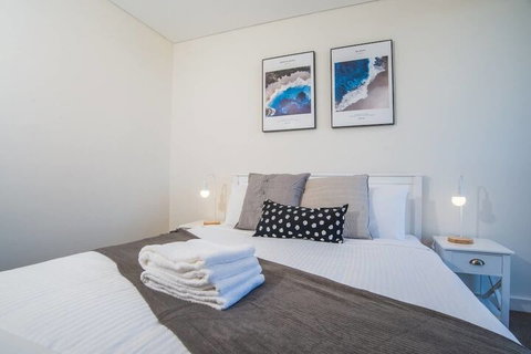 Lovely & Luxurious Townhouse In Zetland - Kalgoorlie Accommodation 4