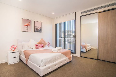 Lovely & Luxurious Townhouse In Zetland - Kalgoorlie Accommodation 5