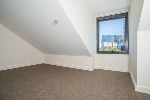 Lovely & Luxurious Townhouse In Zetland - Kalgoorlie Accommodation 3