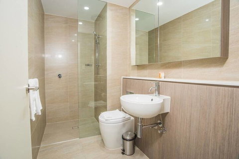 Lovely & Luxurious Townhouse In Zetland - Kalgoorlie Accommodation 6