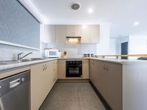 Iluka Lights - Kalgoorlie Accommodation 6