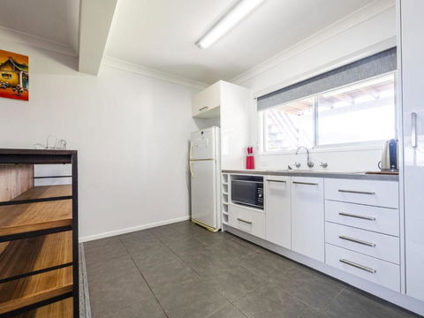 Iluka Lights - Kalgoorlie Accommodation 1