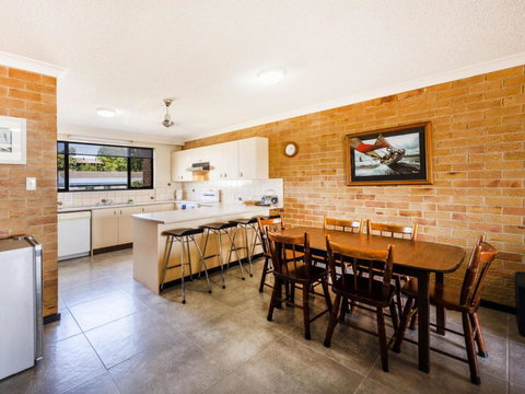 Camawood 4 - Kalgoorlie Accommodation 6