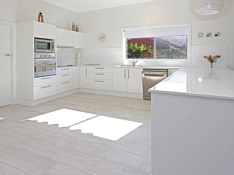 Fairwater In Mollymook - Kalgoorlie Accommodation 3