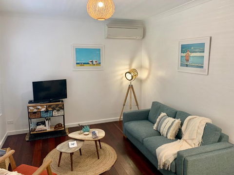 Yaringa Cottage...by The Sea - Kalgoorlie Accommodation 3