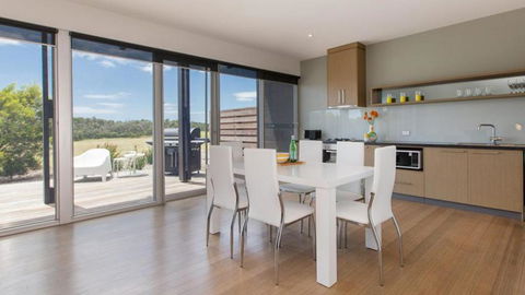 ST ANDREWS BEACH APARTMENT 4.01 - Kalgoorlie Accommodation 2