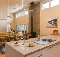 Callala Breeze access to indoor community pool - Kalgoorlie Accommodation