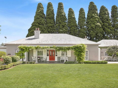 Nattai Lodge House & Cottage In Beautiful Garden - Kalgoorlie Accommodation 3