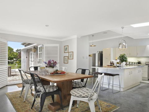 Nattai Lodge House & Cottage In Beautiful Garden - Kalgoorlie Accommodation 7