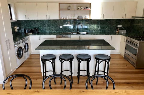 HIDDEN HAVEN Binalong Bay - Kalgoorlie Accommodation 1