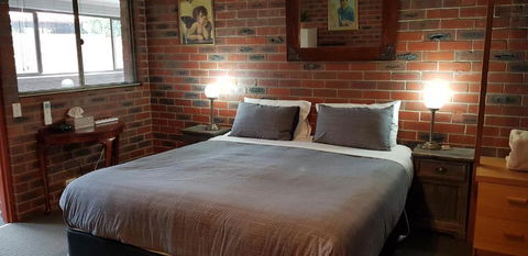 New Horizons Farm Stay - Kalgoorlie Accommodation 5