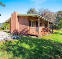 Braeside Cabin Two Alphitonia - Kalgoorlie Accommodation