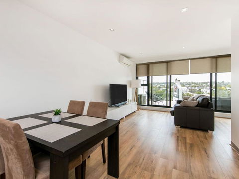NORTH POINT RETREAT MORNINGTON - Kalgoorlie Accommodation 5