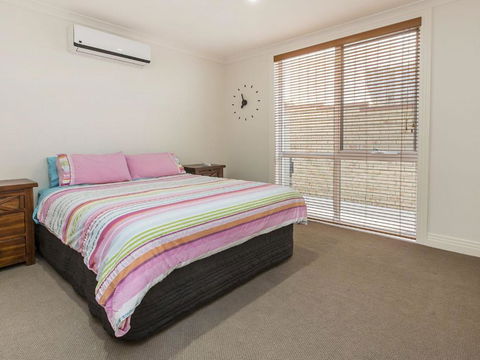 SEA GRANGE MORNINGTON - Kalgoorlie Accommodation 5