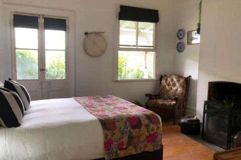 The Residence Stylish Comfort With Fireplace - Kalgoorlie Accommodation 0