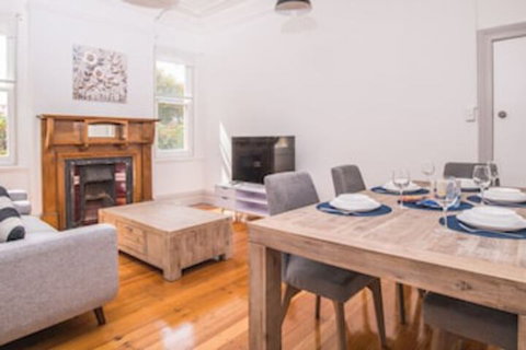 Beautiful Pre-loved Ashfield 4 Bedroom Home - Kalgoorlie Accommodation 0